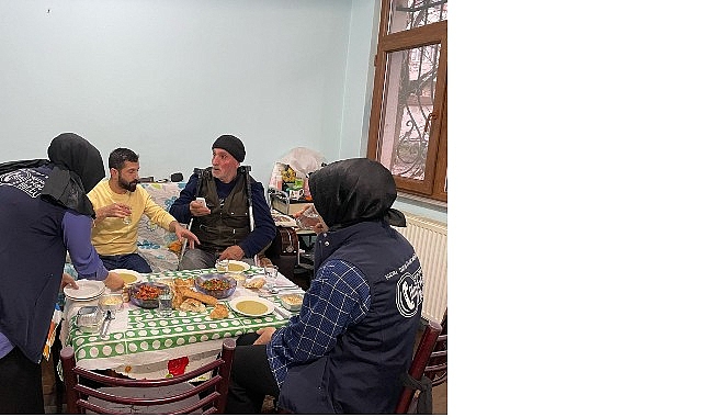 Kartepeli büyükler başımızın baştacı