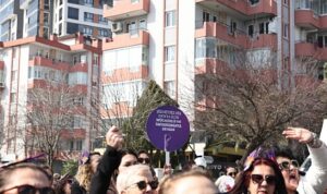 Nilüferli kadınlar, 8 Mart’ta adalet ve eşitlik için yürüdü