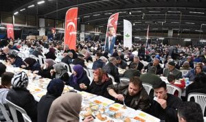 Osmangazi Belediyesi’nin iftar sofrası doldu taştı