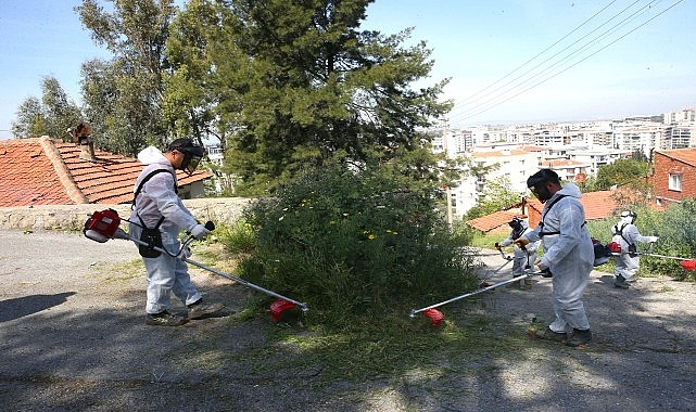 Çiğli Belediyesi’nden Yaz Öncesi Yoğun Kosa Mesaisi