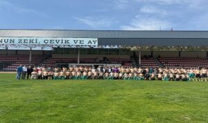 Kahramankazan’lı güreşçiler şampiyonaya damga vurdu