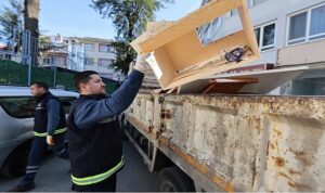 Konak’ta mobilya atıkları ücretsiz toplanıyor