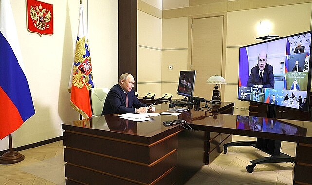 Putin’den Ekonomik Konulara İlişkin Toplantı