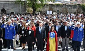 Şenlik ateşi 34’üncü kez yandı