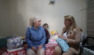 Bakırköylü kadınlara Anne Destek Paketi