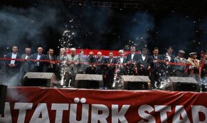 Başkan Muhittin Böcek, “Stadyum Kumluca’mıza değer katacak”