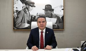 Başkan Muhittin Böcek’in 19 Mayıs Atatürk’ü Anma Gençlik ve Spor Bayramı Mesajı