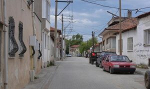 Burhaniye Belediyesi’nden kapsamlı yol seferberliği