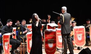 Ege Üniversitesinde Türk Halk Müziği Konseri