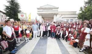 Festival Coşkusu Menderes’i Sardı
