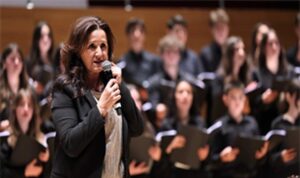 Kalemin İzinde “Ezgi”ler zaman yolculuğuna çıkardı