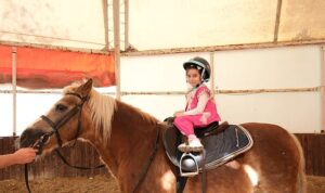 Küçük biniciler Büyükşehir’le büyük adımlar atıyor