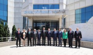 Sağlık Bakanı Memişoğlu’ndan Başkan Büyükakın’a teşekkür