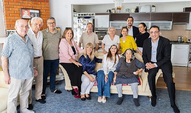 Yiğit’ten Balçovalı annelere ziyaret