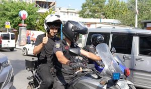 Bağcılar Belediyesi YKS’ye giren öğrencilerin yardımına koştu