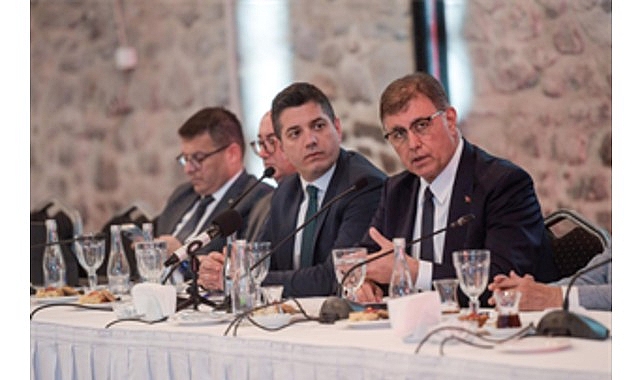 Başkan Tugay’dan kentin kalkınması için ortak akıl vurgusu