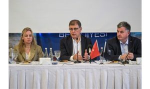 Başkan Tugay’dan “turizm konseyi” önerisi