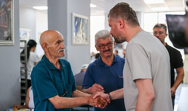 Başkan Zeyrek anısına Buca Kent Lokantalarında yemekler ücretsiz dağıtıld