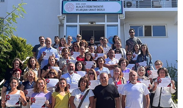 İzmir İl Millî Eğitim Müdürlüğü’nden Eğitimde, Erasmus+ Akreditasyonuyla Dolu Dolu Bir Yıl Geride Bırakıldı