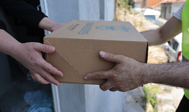 Konak’ta kapı kapı dayanışma