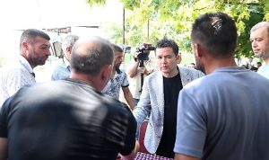 Başkan Erkan Aydın yangın bölgesinde