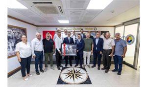 Başkan Tugay, Menemen’de oda başkanları ile görüştü