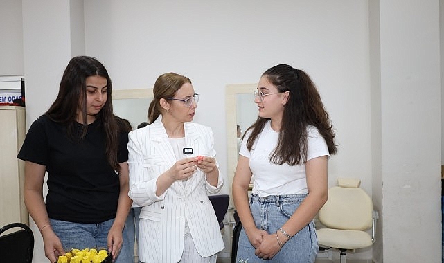 Başkan Vekili Abiş’ten KO-MEK yaz kurslarına ziyaret