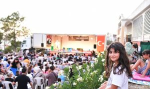 Çiğli’de yaz akşamları tiyatroyla şenleniyor