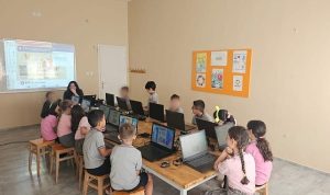 Egeli İletişimcilerden minik kalplere büyük dokunuşlar yapan sosyal sorumluluk projesi