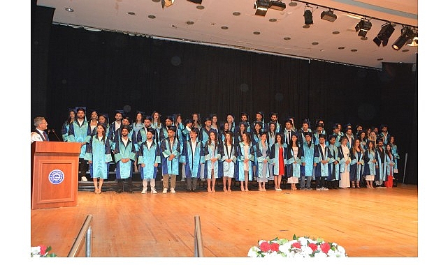 EÜ Devlet Türk Musikisi Konservatuvarı sanatçılarını uğurladı