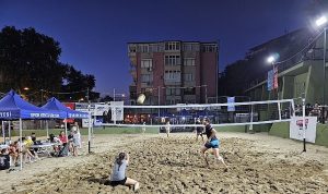 Gölcük’te Plaj Voleybolu Turnuvası Büyükler Kategorisinde Sona Erdi