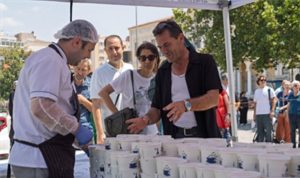 İzmir’de Muharrem ayı bereketi