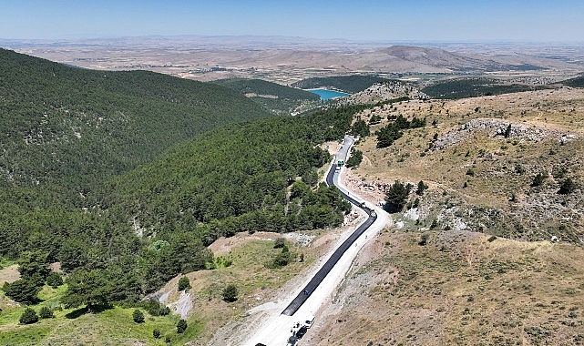 Selçuklu Belediyesi Dış Mahalle Bağlantı Yollarında Konforu Yükseltiyor