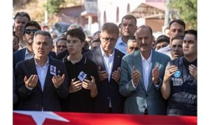 Yangının kahraman şehidi son yolculuğuna uğurlandı