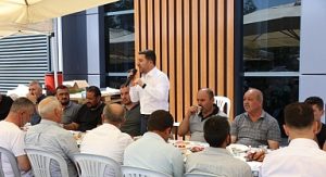 Başkan Arı, Sanayi Esnafıyla Bir Araya Gelerek Sohbet Etti