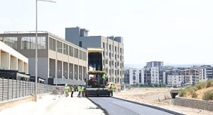 Balkan Mahallesi’nde yollar asfaltlanıyor