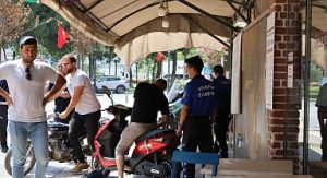 Büyükşehir’den Ahmetli’de Kaldırım İşgallerine Denetim