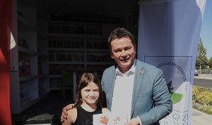 Gezici Kütüphane 1 yıldır yollarda