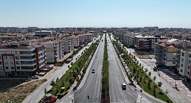 Konya Büyükşehir Ahmet Yesevi Caddesi ve Sakarya Kavşağı’nda Yol Kalitesini Yükseltti