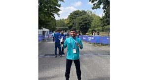 Osmangazili atletin milli forma ile madalya sevinci