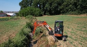 Sulama kanallarında hummalı temizlik