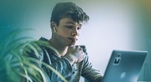 Teknolojiyle büyüyen nesil dijital tehditleri ne kadar dikkate alıyor?