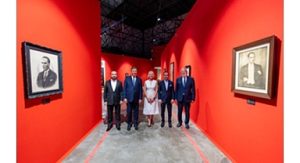 Atatürk ve Refik Anadol sergileri İzmirliler ile buluşuyor