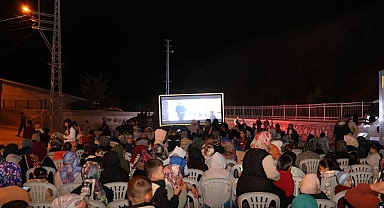 Başkan Altay: “101 Mahallemizdeki Sinema Günleri’nde 70 Binden Fazla Hemşehrimizi Misafir Ettik”