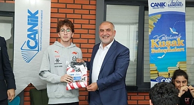 Başkan Sandıkçı Gençlerle Buluştu