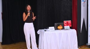 Bayraklı’da sağlıklı ve dengeli beslenme semineri