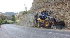 Büyükşehir’den Manavgat yollarında kış mesaisi