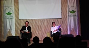 Osmangazi Belediyesi’nin okuma tiyatrosuna yoğun ilgi