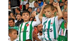 Osmangazi’nin Miniklerinden Bursaspor’a Büyük Destek