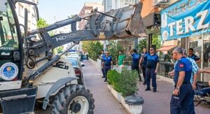 Yenişehir Belediyesi kaldırım ve yol işgali denetimlerini sürdürüyor